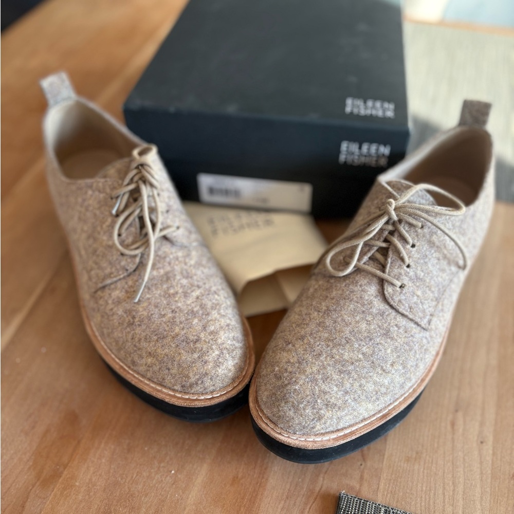 Eileen Fisher NIMS Felt Oatmeal Oxfords W11 • LIKE NIB • new dust bag included